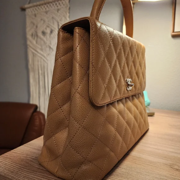 Vintage Chanel Kelly Top Handle Cavier Biege SHW (2001) - Picture 13 of 16